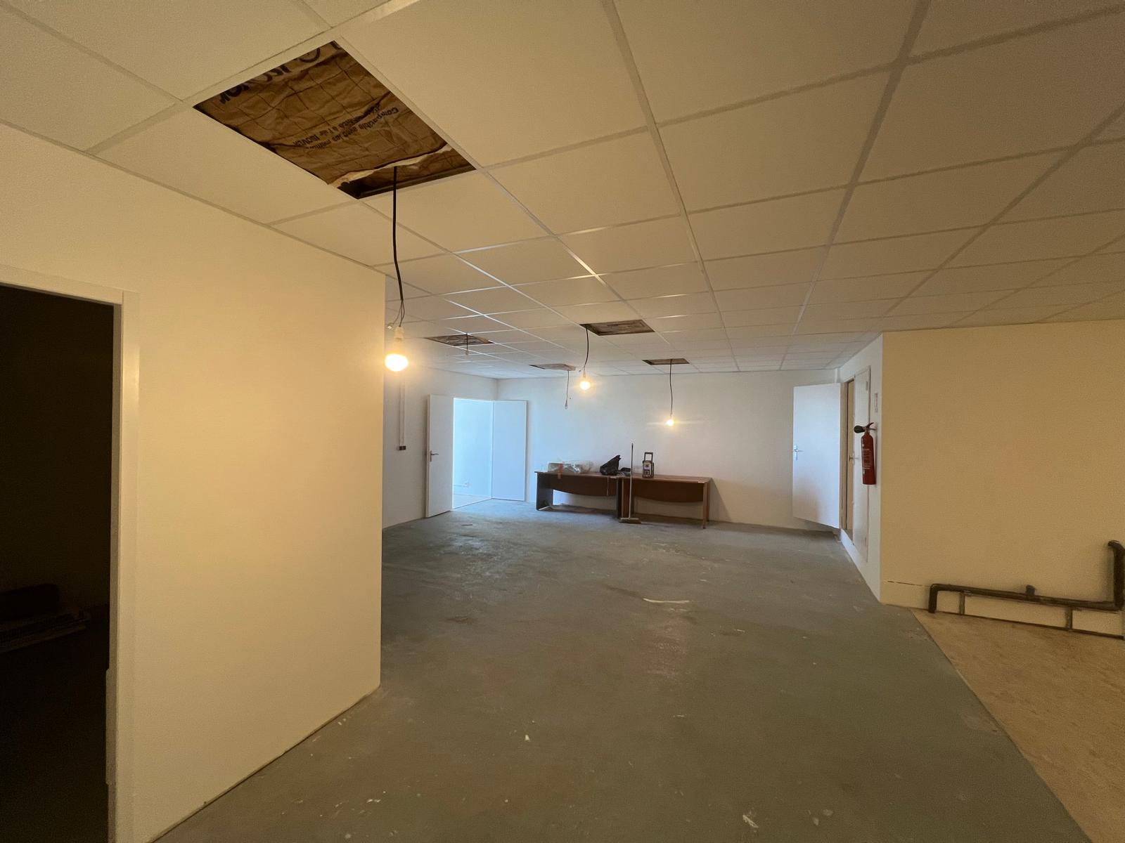 aménagement de bureau à arcachon plafond et cloison