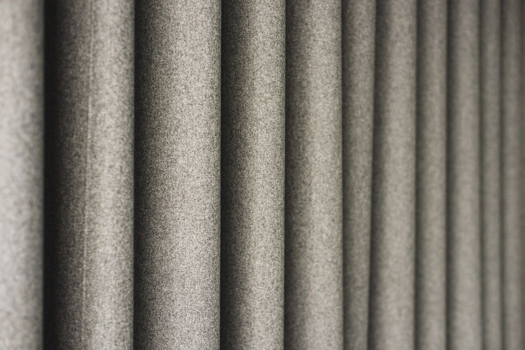 rideaux acoustiques dans une salle de musique à Bordeaux