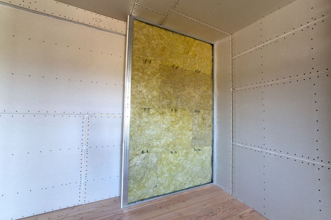 Isolation acoustique à Blanquefort, solutions efficaces.