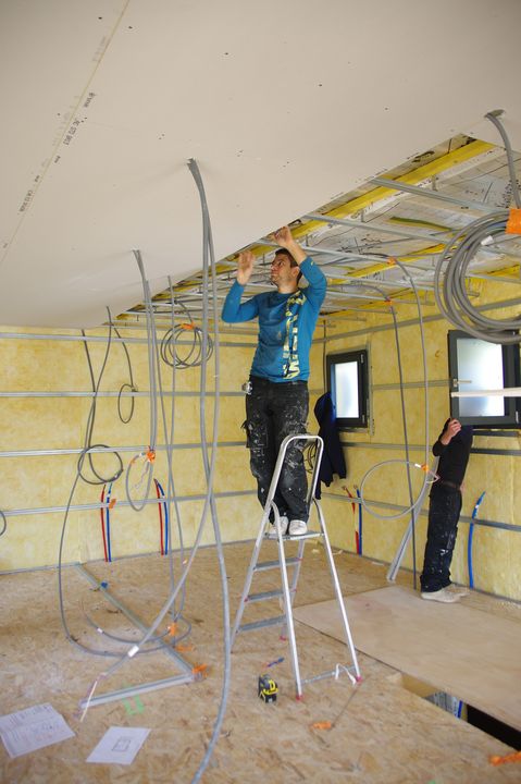 Installation d'un plafond par acoustiques solutions RGE