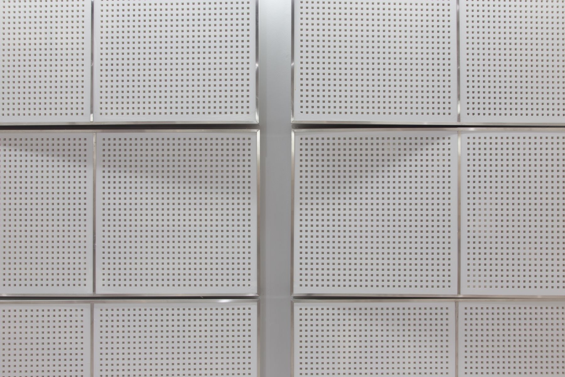 Traitement acoustique à Talence, réduction de la réverbération.