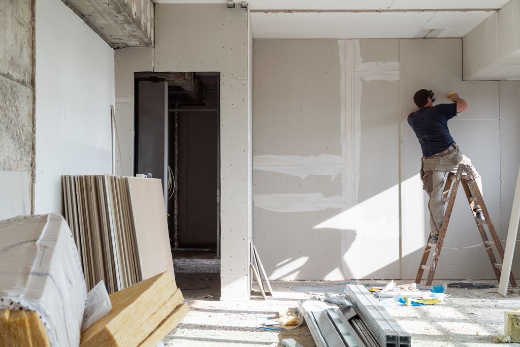 Pose cloisons placo chantier renovation Artigues-pres-Bordeaux