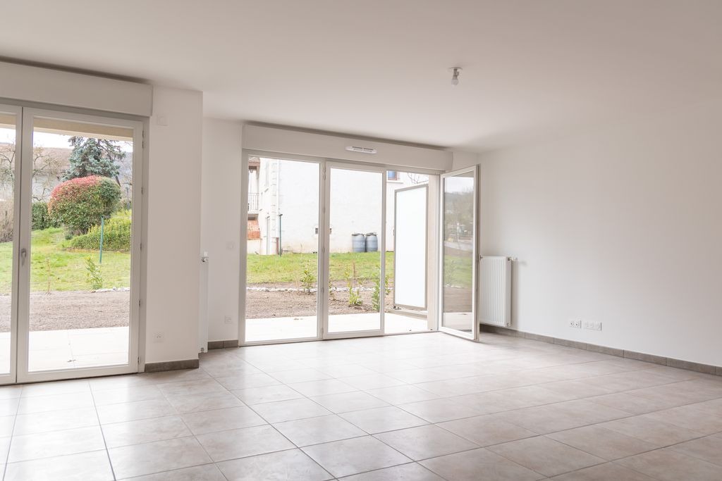 Rénovation pièce de vie maison à Sainte-Eulalie par Acoustiques Solutions artisan RGE